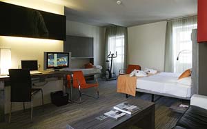 Family triple with private facilities (shower)